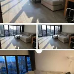 Beautiful Apt Free Parking