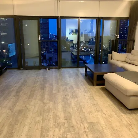 Beautiful Apt Free Parking Apartment