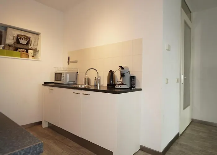 Beautiful Apt Free Parking *