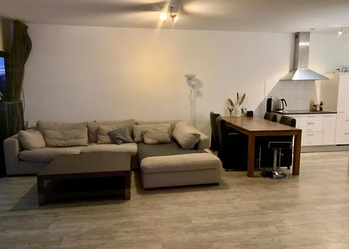 Apartment Beautiful Apt Free Parking *